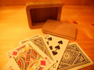 semilavorato custodia carte legno