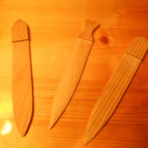 tagliacarte legno