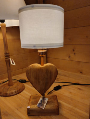 Lampade a cuore in abete rosso - paralume