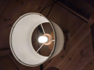 Lampade cuore in abete rosso - paralume dettaglio